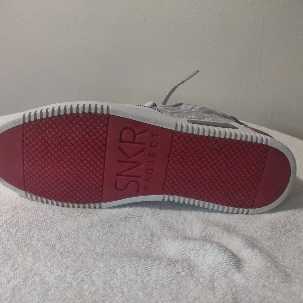 SNKR Project - Picture 4 of 4